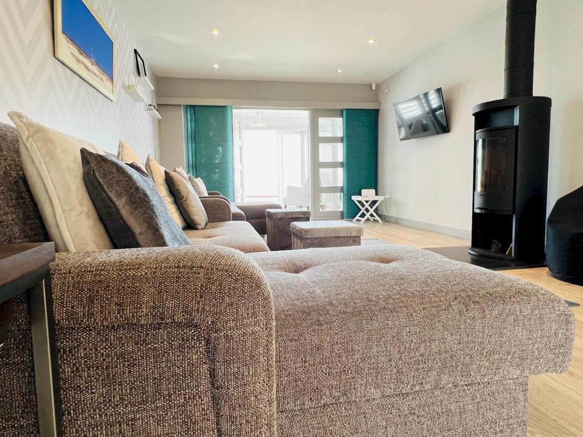 Pass The Keys Fabulous Beach Front Holiday Location Lydd Exterior foto